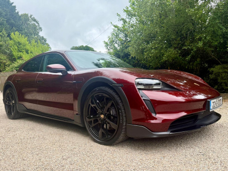 2022 Porsche Taycan 4 CROSS TURISMO *Performance Battery…Huge Specification*