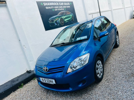 2010 Toyota Auris 