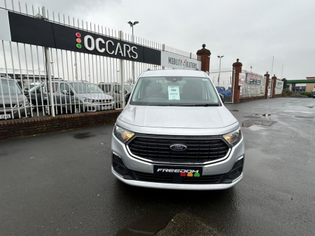 2025 Ford Tourneo Connect RE Freedom - 4 Seats + wc