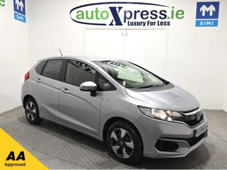 2019 Honda Fit HYBRID F Automatic, Reversing camera €14,800