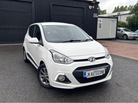 2015 Hyundai i10 1.2 PREMIUM 5DR