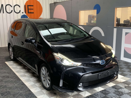 2017 Toyota Prius Alpha Toyota Prius 7 Seater Hybrid / 43k KMs / Reverse Camera / Toyota Prius Alpha Prius+Automatic