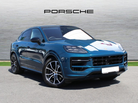 2024 Porsche Cayenne 3.0 E-Hybrid Coupe €115,000