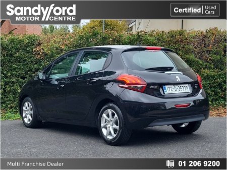 2017 Peugeot 208 1.2 PureTech 82bhp Active 3 dr €9,950