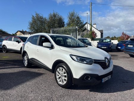 2017 Renault Kadjar 1.2 DYNAMIQUE NAV TCE 5 5DR 130BHP