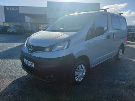 2017 Nissan NV200 CREW CAB 2DR