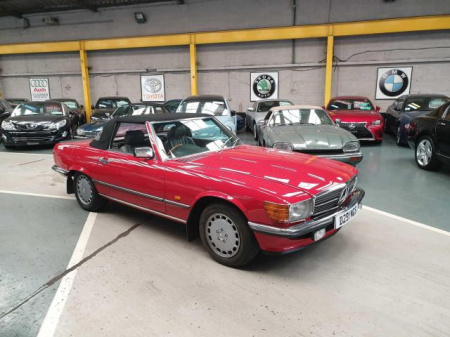 1986 Mercedes-Benz SL Class STUNNING 500SL /// SUPERB EXAMPLE// RECENTLY RESTORED// PROPER RARE CAR//ON IRSH PLATES//(86WW11016) IS IRSH REG// BODYWORK CHASSIS LIKE NEW ALL PICS AVAILABLE
