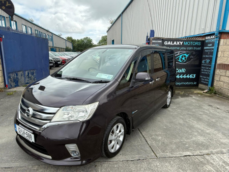 2012 Nissan Serena patrol hybrid 8seater €8,995