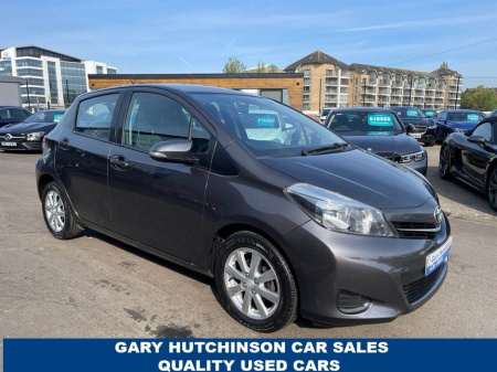 2013 Toyota Yaris 1.33 Dual VVT-i TR Hatchback 5dr Petrol Multidrive S Euro 5 (101 ps)