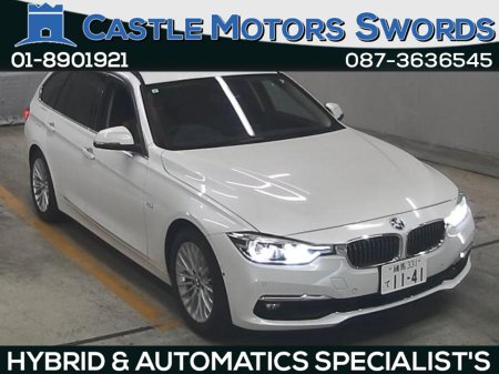 2017 BMW 3 Series 320d Touring Luxury pack , 2.0 litre diesel Estate in excellent condition .
