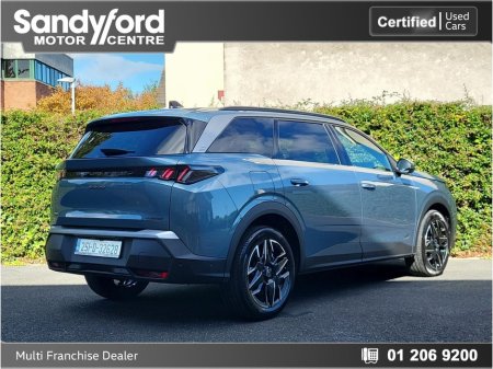2025 Peugeot 5008 1.2 Hybrid 136bhp E-DCS6 Allure €48,950