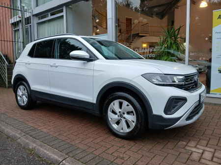 2024 Volkswagen T-Cross T-CROSS LIFE 1.0 TSI M5F 95HP €27,950