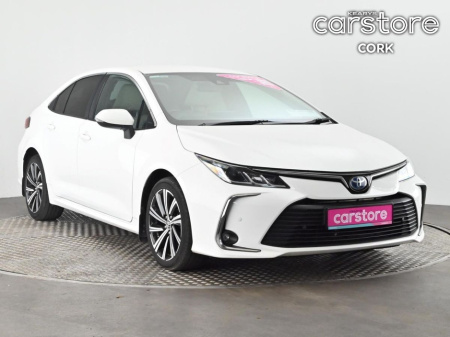 2022 Toyota Corolla 1.8 Hybrid Luna Sport Saloon