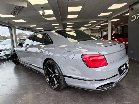 2024 Bentley Flying Spur 3.0 V6 HYBRID First Edition Speed €295,000