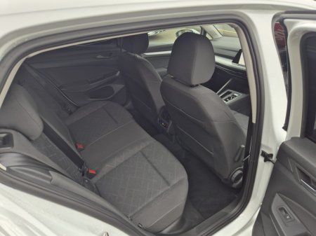 2022 Volkswagen Golf 2.0 TDI €30,500