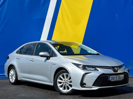 2020 Toyota Corolla LUNA 1.8 HYBRID // ADAPTIVE CRUISE CONTROL // BLUETOOHT MUSIC // DUAL ZONE CLIMATE CONTROL