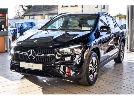 2025 Mercedes-Benz GLA Class 180d Progressive Night Pack Auto €58,250