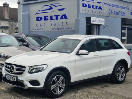 2018 Mercedes-Benz GLC Class GLC220D 4-MATIC AUTOMATIC NCT 07/27 TAX 09/25 FINANCE AVAILABLE @ €126 PER WEEK FULL LEATHER/ HEATED SEATS/ REVERSE CAMERA/ MERCEDES COMMAND/ HISTORY CHECKED