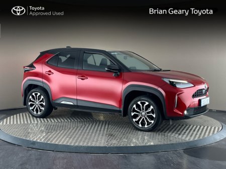 2022 Toyota Yaris Cross HYBRID LUNA SPORT