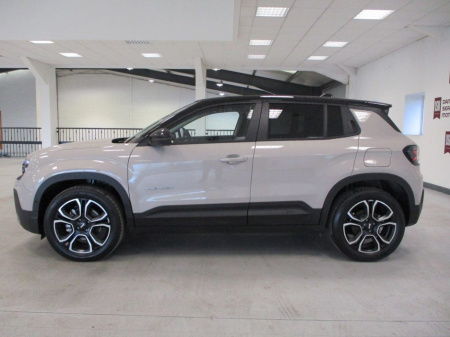 2025 Jeep Avenger AVENGER BEV 54KWH SUMMIT 156HP €37,995
