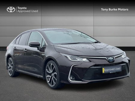 2019 Toyota Corolla Saloon Top Spec SOL Edition Hybrid - Automatic - NCT 2027 - EUR 180 Tax - Stunning Car. // Remote Central Locking // Front Electric Windows // Rear Electric Windows // Electric Mirrors // Heated Mirro €21,899