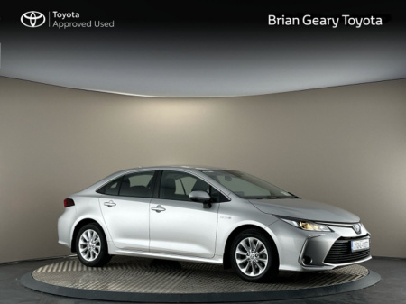 2021 Toyota Corolla HYBRID LUNA SALOON