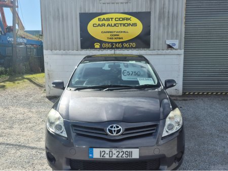 2012 Toyota Auris MC 1.4 D-4D TERRA 5DR