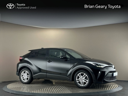 2023 Toyota C-HR HYBRID LUNA