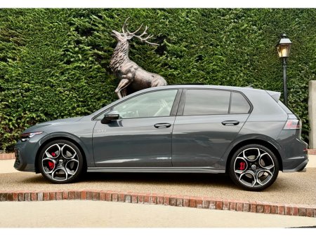 2025 Volkswagen Golf GTI 2.0 TSI 265HP €58,950