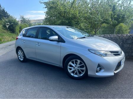 2014 Toyota Auris 1.4 D-4D AURA 4DR