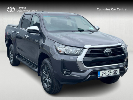 2023 Toyota Hilux 2.8 SR5 with VAT