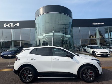 2024 Kia Sportage HEV *Sport Model*High Spec With Side Steps* Front & Rear Dash Cam* Red Caliper's* Wind Deflectors*, Sat Nav, Selectable Drive Mode, Touch Screen Inf