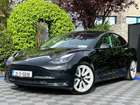 2021 Tesla Model 3 STANDARD RANGE + // PANORAMIC SUNROOF // TESLA VISION // AUTOPILOT // REVERSE CAMERA
