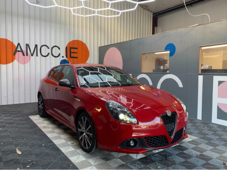 2018 Alfa Romeo Giulietta 1.4 PETROL / 47k KMs / Heated Seats, Reverse Camera & More