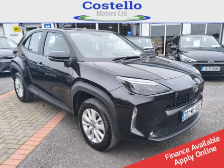 2025 Toyota Yaris Cross LUNA