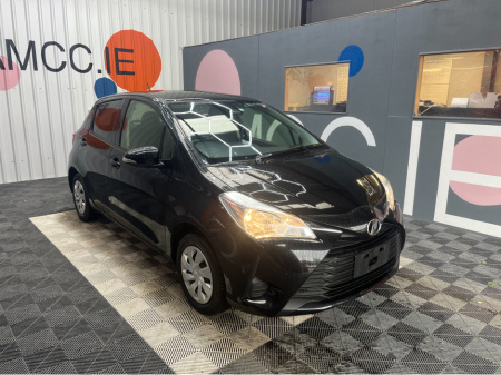 2018 Toyota Vitz 1.0 AUTOMATIC / 90k KMs / REVERSE CAMERA & MORE