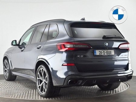 2021 BMW X5 xDrive45e M Sport €65,400