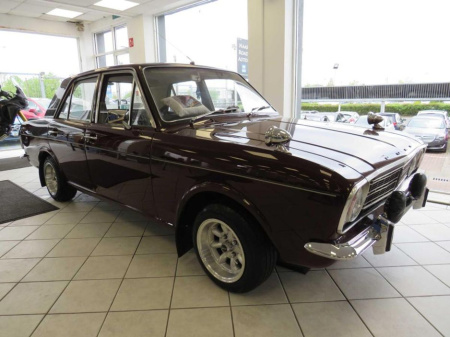 1967 Ford Cortina 1300 DELUXE AUTOMATIC // IMMACULATE CONDITION INSIDE AND OUT // FULLY RESTORED // NCT EXEMPT // €56 ROAD TAX PER YEAR // NAAS ROAD AUTOS EST 1991 // CALL 01 4564074 // SIMI DEALER 2022