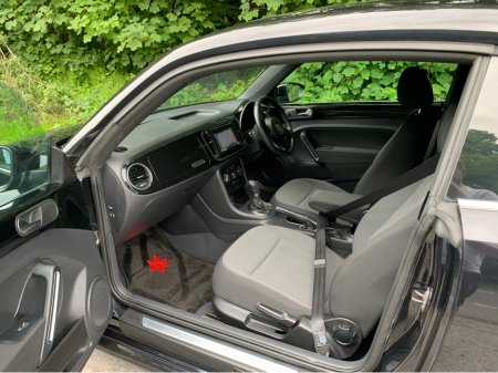 2013 Volkswagen Beetle DESIGN TSI DSG