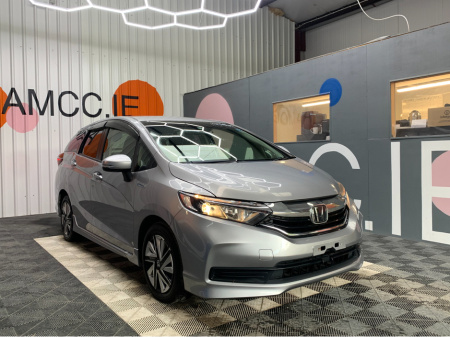2020 Honda Shuttle 1.5 HYBRID / 99k KMs / Adaptive Cruise, Reverse Camera & More