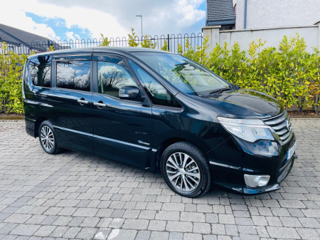 2015 Nissan Serena 