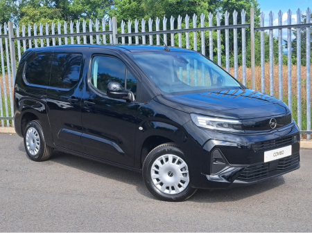 2025 Opel Combo SPORTIVE 1.5TD 100HP L2H1 **REVERSING CAMERA*LED HEADLIGHTS** €23,171