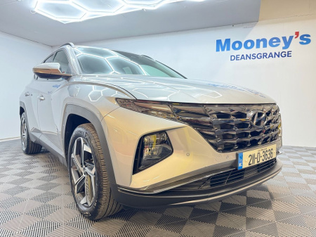 2022 Hyundai Tucson 4WD Executive Plus Plug in Hybrid Auto. One Previous Owner, Low Mileage, Leather Interior and More.