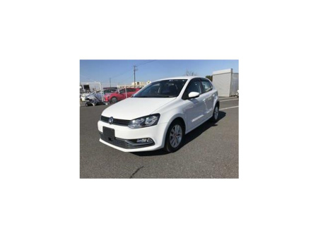 2016 Volkswagen Polo 1.2 TSI AUTO €11,495