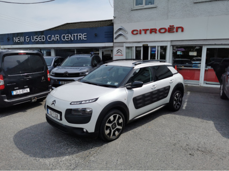 2015 Citroen C4 Cactus BLUE HDI 100 4DR €10,000