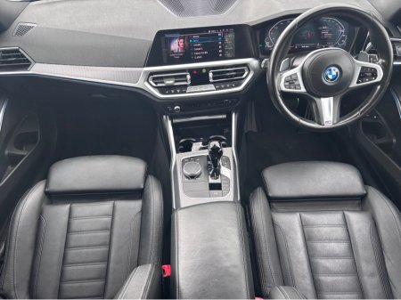 2022 BMW 3 Series 330E M SPORT AUTO HYBRID ESTATE €27,495