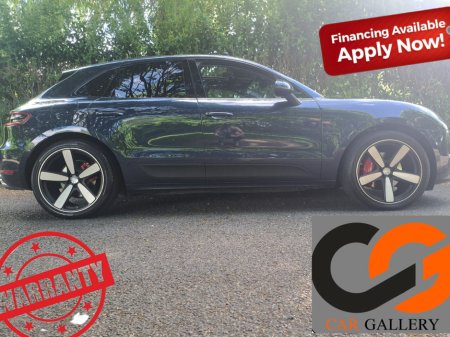 2015 Porsche Macan 