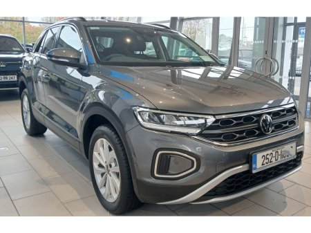 2025 Volkswagen T-Roc EDITION 75 2.0TDI 116HP *REAR VIEW CAMERA, APP CONNECT, CALL US TODAY*