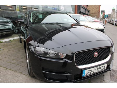 2016 Jaguar XE MY 2.0 D PRESTIGE 4DR