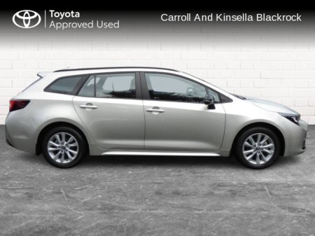 2025 Toyota Corolla Touring Sport Luna €34,950